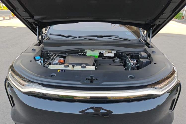 Used GAC Trumpchi Xiangwang S7 2025 205 km Max LiDAR Version Engine Bay