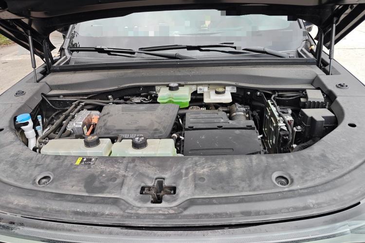 Used GAC Trumpchi Xiangwang S7 2025 205km Max Intelligent Driving Version Engine Bay