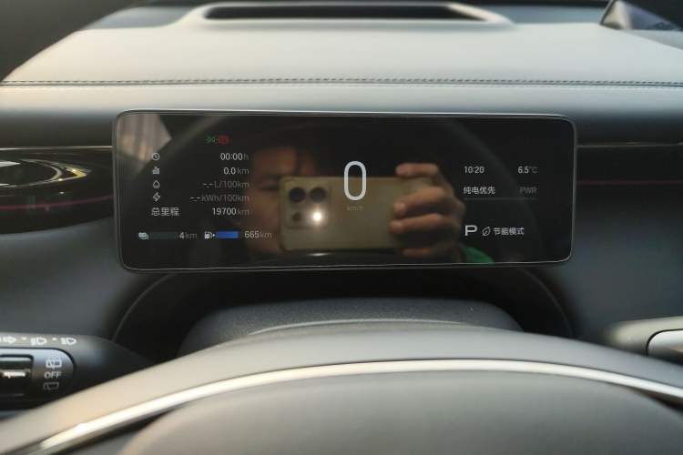 Used GAC Trumpchi Xiangwang S7 2025 180km Ultra All-Wheel Drive LiDAR Edition Instrument Cluster