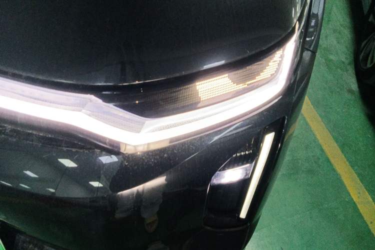 Used GAC Trumpchi Xiangwang S7 2025 205 km Max LiDAR Version Left Front Headlight