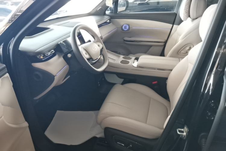 Used GAC Trumpchi Xiangwang S7 2025 205 km Max LiDAR Version Left Front Seat