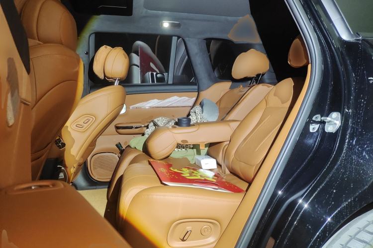 Used GAC Trumpchi Xiangwang S7 2025 180km Ultra All-Wheel Drive LiDAR Edition Left Rear Seat