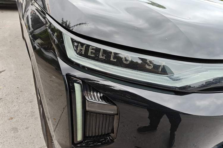 Used GAC Trumpchi Xiangwang S7 2025 205km Max Intelligent Driving Version Right Front Headlight