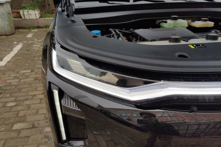 Used GAC Trumpchi Xiangwang S7 2025 180km Ultra All-Wheel Drive LiDAR Edition Right Front Headlight