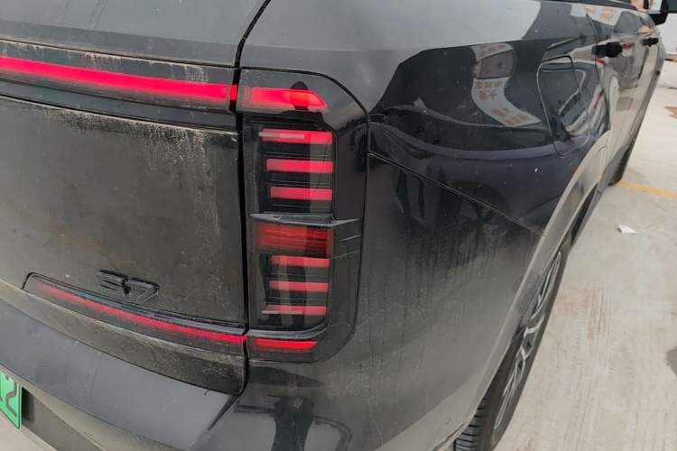 Used GAC Trumpchi Xiangwang S7 2025 205 km Max LiDAR Version Right Rear Taillight