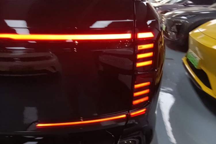 Used GAC Trumpchi Xiangwang S7 2025 205 km Max LiDAR Version Right Rear Taillight