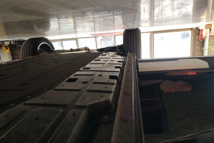 Used GAC Trumpchi Xiangwang S7 2025 205 km Max Version Right Side Sill
