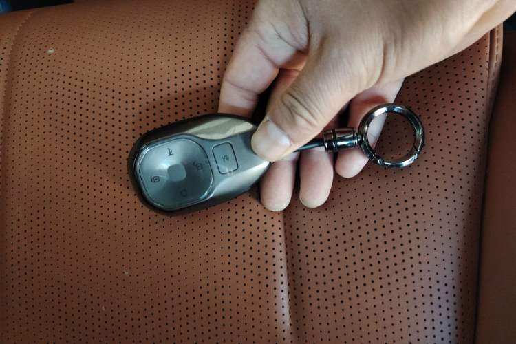 Used GAC Trumpchi Xiangwang S7 2025 205 km Max Version Vehicle Key
