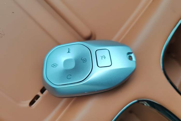 Used GAC Trumpchi Xiangwang S7 2025 205 km Max LiDAR Version Vehicle Key