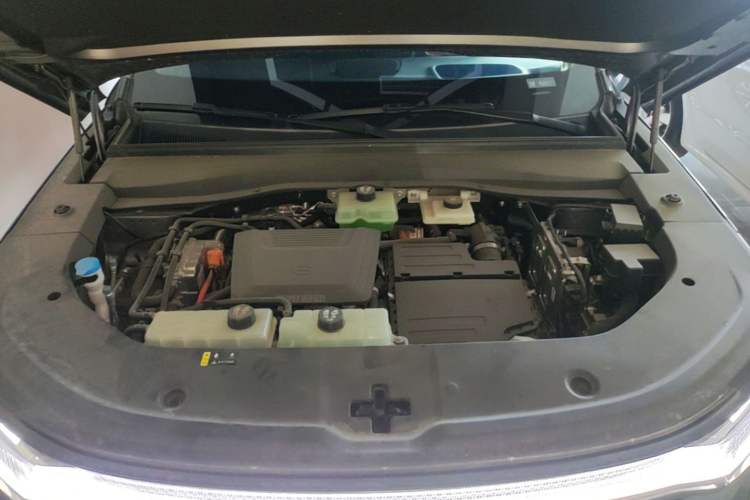 Used GAC Trumpchi Xiangwang S7 2025 205 km Max LiDAR Version Engine Bay