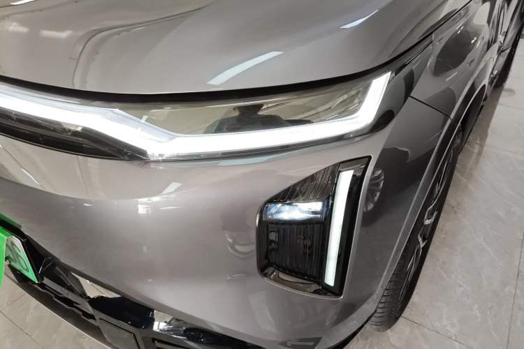 Used GAC Trumpchi Xiangwang S7 2025 205 km Max LiDAR Version Left Front Headlight