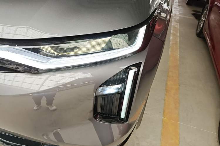 Used GAC Trumpchi Xiangwang S7 2025 205 km Max LiDAR Version Left Front Headlight