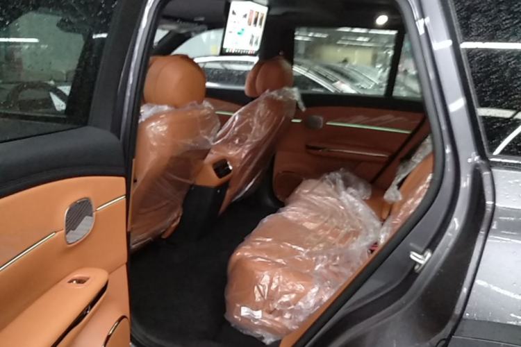 Used GAC Trumpchi Xiangwang S7 2025 205 km Max Version Left Rear Seat