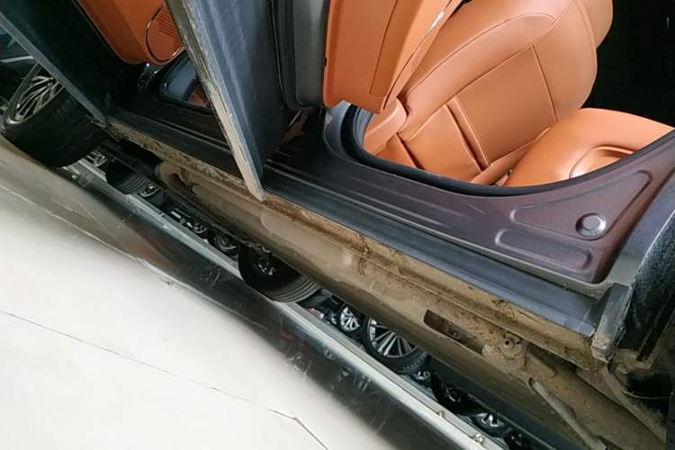 Used GAC Trumpchi Xiangwang S7 2025 205 km Max Version Left Side Sill