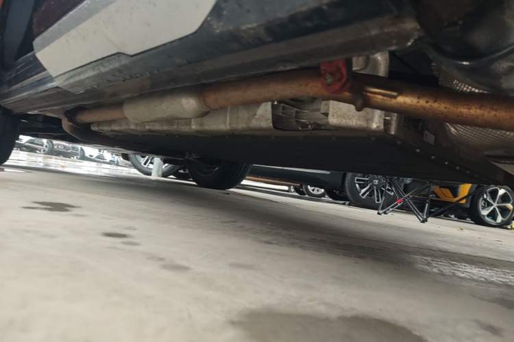 Used GAC Trumpchi Xiangwang S7 2025 205 km Max LiDAR Version Left Side Sill