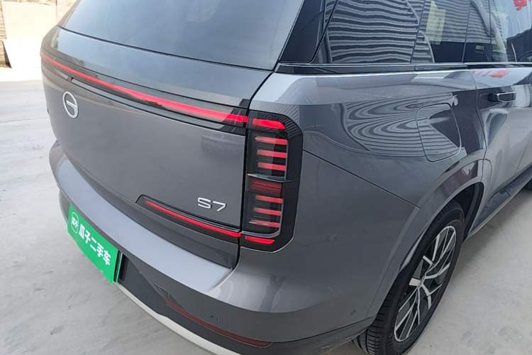 Used GAC Trumpchi Xiangwang S7 2025 205 km Max LiDAR Version Right Rear Taillight