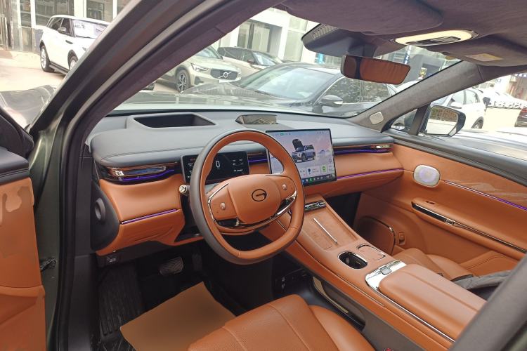 Used GAC Trumpchi Xiangwang S7 2025 180km Ultra All-Wheel Drive LiDAR Edition Center Console
