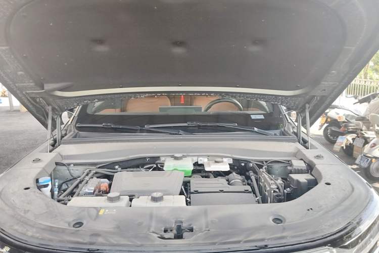 Used GAC Trumpchi Xiangwang S7 2025 180km Ultra All-Wheel Drive LiDAR Edition Engine Bay