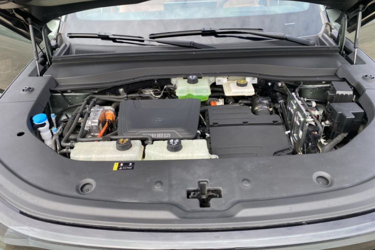 Used GAC Trumpchi Xiangwang S7 2025 180km Ultra All-Wheel Drive LiDAR Edition Engine Bay