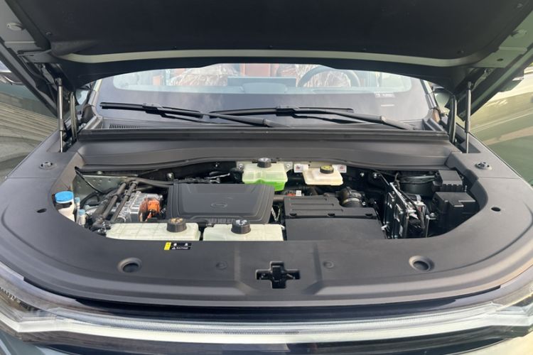 Used GAC Trumpchi Xiangwang S7 2025 205 km Max LiDAR Version Engine Bay