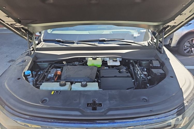 Used GAC Trumpchi Xiangwang S7 2025 180km Ultra All-Wheel Drive LiDAR Edition Engine Bay