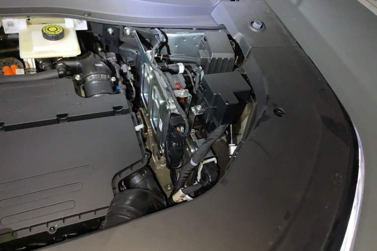 Used GAC Trumpchi Xiangwang S7 2025 205 km Max Version Engine Bay Left