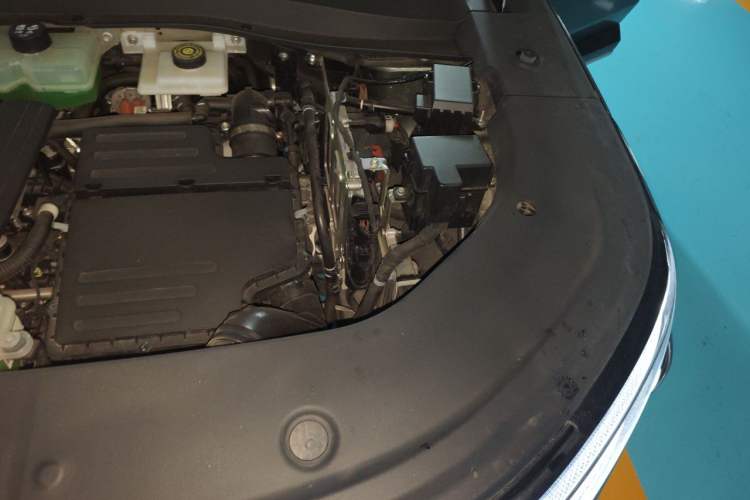 Used GAC Trumpchi Xiangwang S7 2025 180km Ultra All-Wheel Drive LiDAR Edition Engine Bay Left