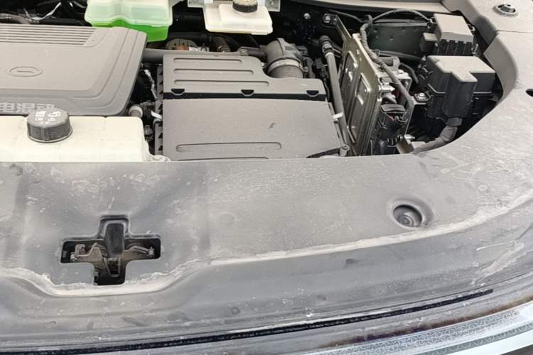 Used GAC Trumpchi Xiangwang S7 2025 180km Ultra All-Wheel Drive LiDAR Edition Engine Bay Left