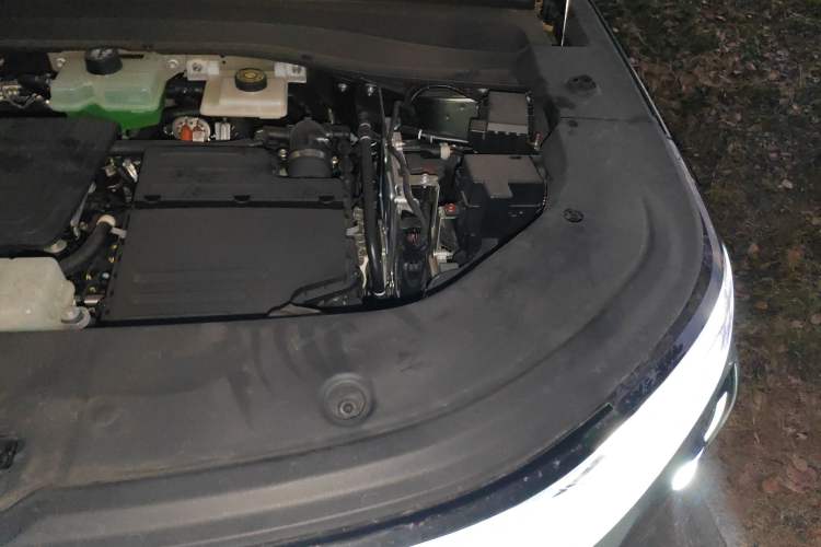 Used GAC Trumpchi Xiangwang S7 2025 180km Ultra All-Wheel Drive LiDAR Edition Engine Bay Left