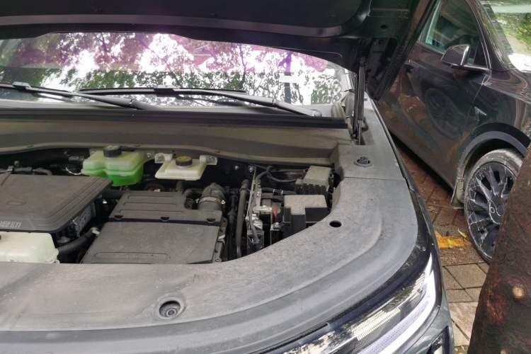Used GAC Trumpchi Xiangwang S7 2025 180km Ultra All-Wheel Drive LiDAR Edition Engine Bay Left