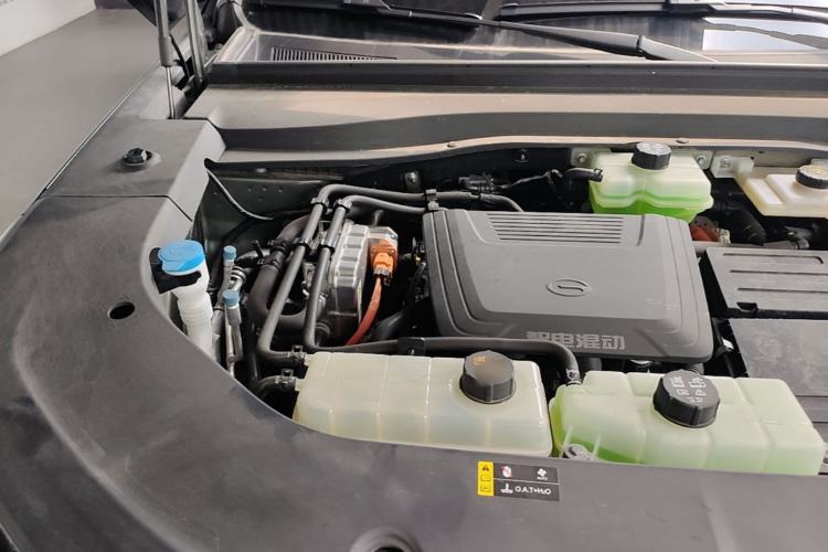 Used GAC Trumpchi Xiangwang S7 2025 180km Ultra All-Wheel Drive LiDAR Edition Engine Bay Right