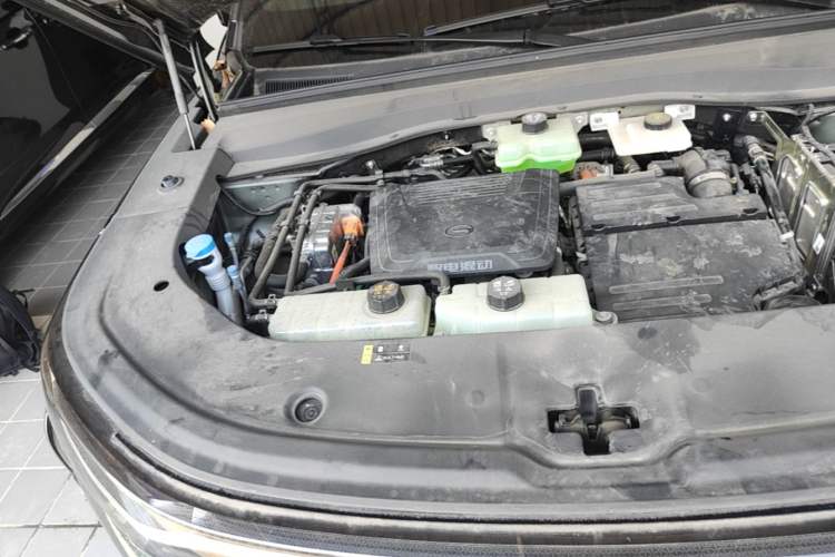 Used GAC Trumpchi Xiangwang S7 2025 180km Ultra All-Wheel Drive LiDAR Edition Engine Bay Right