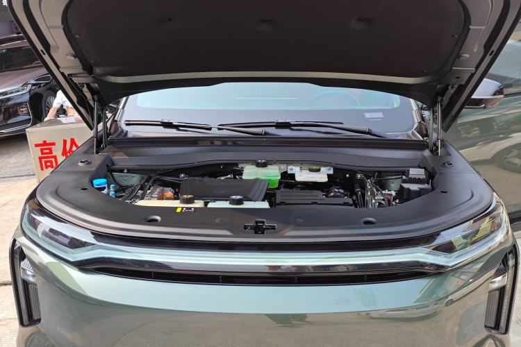 Used GAC Trumpchi Xiangwang S7 2025 180km Ultra All-Wheel Drive LiDAR Edition Engine Bay