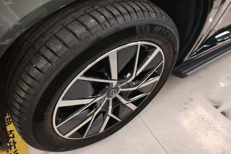 Used GAC Trumpchi Xiangwang S7 2025 180km Ultra All-Wheel Drive LiDAR Edition Exterior 4