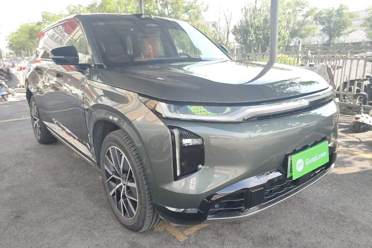 Used GAC Trumpchi Xiangwang S7 2025 180km Ultra All-Wheel Drive LiDAR Edition Front Right 45 Deg