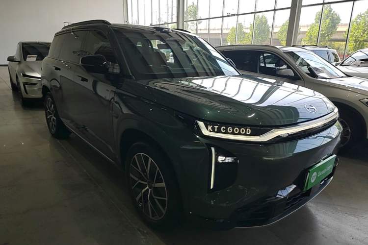 Used GAC Trumpchi Xiangwang S7 2025 180km Ultra All-Wheel Drive LiDAR Edition Front Right 45 Deg