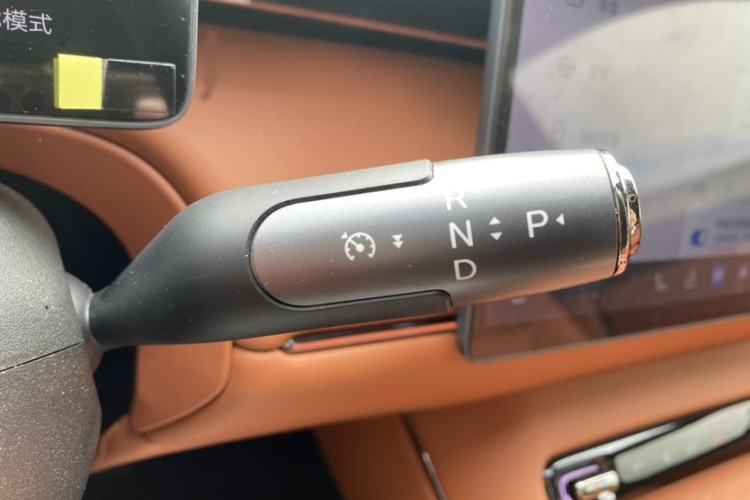 Used GAC Trumpchi Xiangwang S7 2025 180km Ultra All-Wheel Drive LiDAR Edition Gear Lever