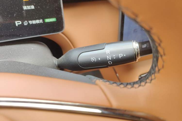Used GAC Trumpchi Xiangwang S7 2025 180km Ultra All-Wheel Drive LiDAR Edition Gear Lever