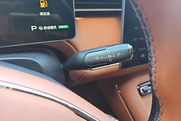 Used GAC Trumpchi Xiangwang S7 2025 180km Ultra All-Wheel Drive LiDAR Edition Gear Lever