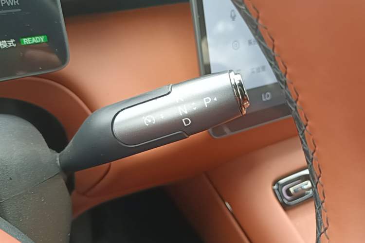 Used GAC Trumpchi Xiangwang S7 2025 180km Ultra All-Wheel Drive LiDAR Edition Gear Lever