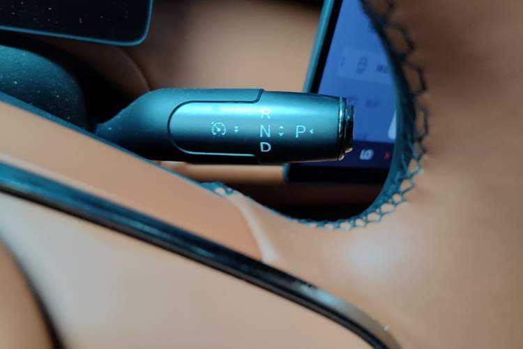 Used GAC Trumpchi Xiangwang S7 2025 180km Ultra All-Wheel Drive LiDAR Edition Gear Lever