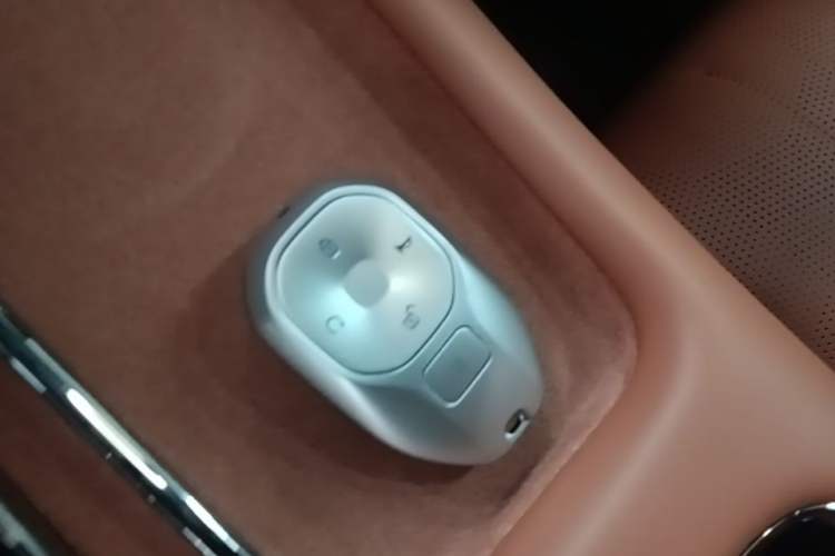 Used GAC Trumpchi Xiangwang S7 2025 180km Ultra All-Wheel Drive LiDAR Edition Interior 1