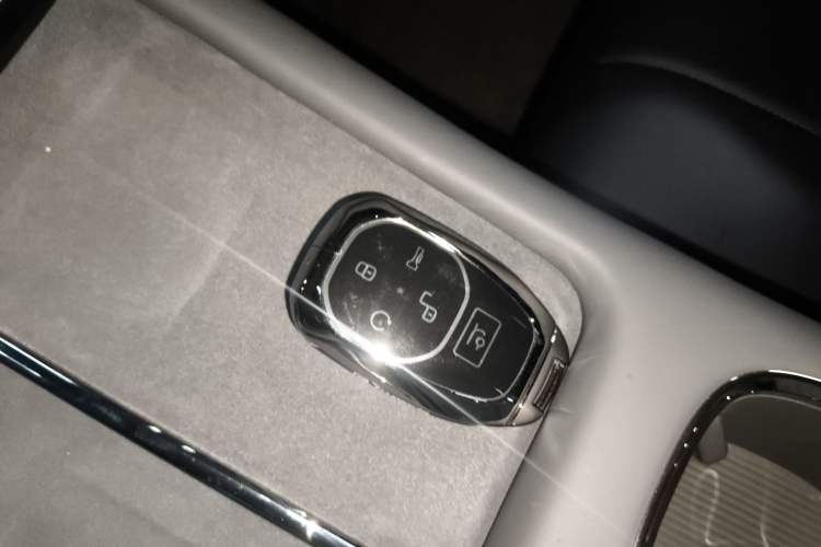 Used GAC Trumpchi Xiangwang S7 2025 205 km Max Version Interior 1