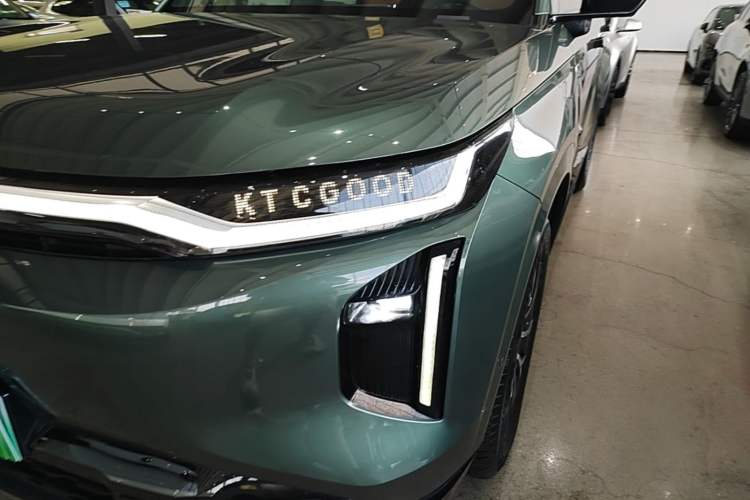 Used GAC Trumpchi Xiangwang S7 2025 180km Ultra All-Wheel Drive LiDAR Edition Left Front Headlight