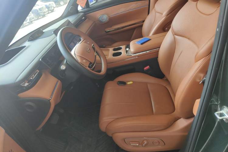 Used GAC Trumpchi Xiangwang S7 2025 180km Ultra All-Wheel Drive LiDAR Edition Left Front Seat