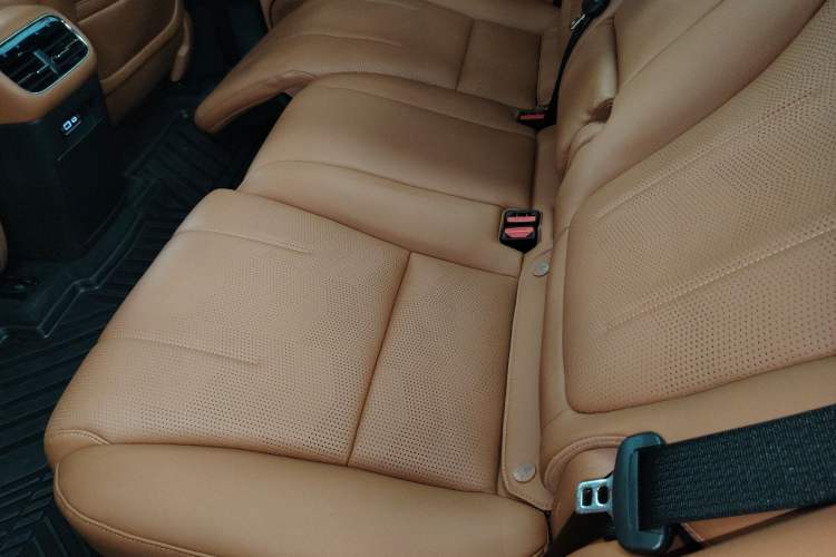 Used GAC Trumpchi Xiangwang S7 2025 180km Ultra All-Wheel Drive LiDAR Edition Left Rear Seat