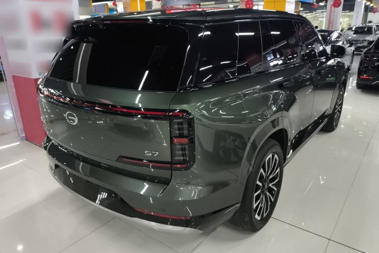 Used GAC Trumpchi Xiangwang S7 2025 205 km Max Version Rear Right 45 Deg