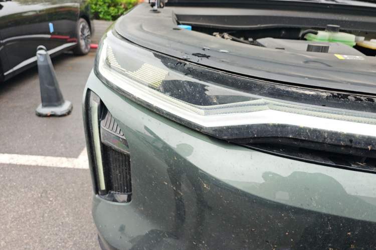Used GAC Trumpchi Xiangwang S7 2025 180km Ultra All-Wheel Drive LiDAR Edition Right Front Headlight