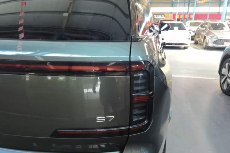 Used GAC Trumpchi Xiangwang S7 2025 180km Ultra All-Wheel Drive LiDAR Edition Right Rear Taillight