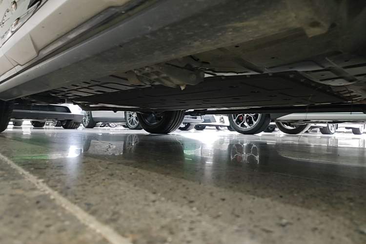 Used GAC Trumpchi Xiangwang S7 2025 180km Ultra All-Wheel Drive LiDAR Edition Right Side Sill